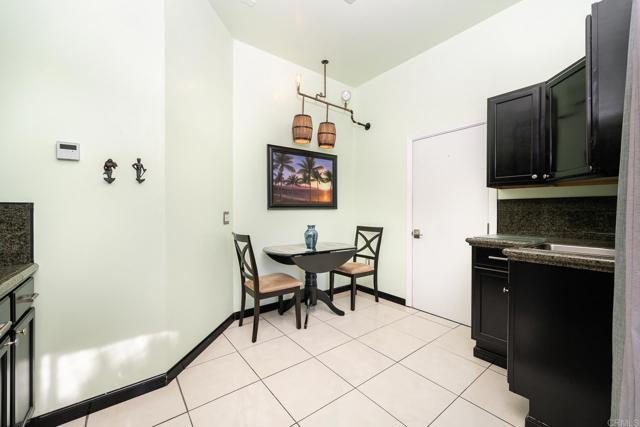 1185 Cedar Summit Drive, Ramona CA: https://media.crmls.org/mediaz/0331a175-9fa1-4535-90d8-2827721c7e0b.jpg