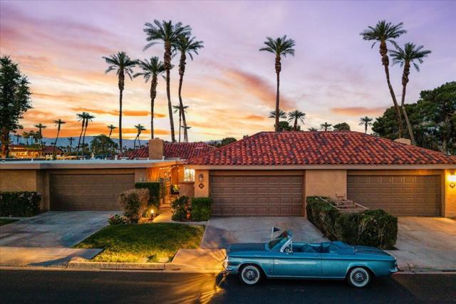 43 Sunrise Drive, Rancho Mirage CA: https://media.crmls.org/mediaz/0332d29c-8e43-4072-b4c1-f3860fa28c1f.jpg