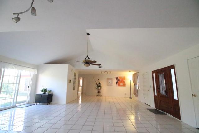 605 N Mildred Avenue, King City CA: https://media.crmls.org/mediaz/0335ffde-1633-4c32-8e55-41efd0790713.jpg