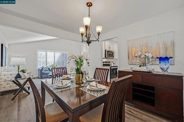 3641 Shenandoah Ct, Pleasanton CA: https://media.crmls.org/mediaz/033658be-9793-4732-a5cd-994265d71d3d.jpg
