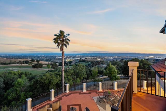 1822 Saint Andrews Court, Milpitas CA: https://media.crmls.org/mediaz/0336e49e-922e-4480-9652-aed9f496d7d7.jpg
