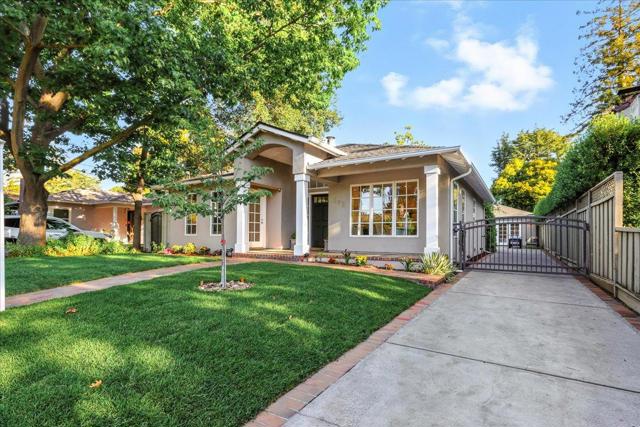 162 Del Monte Avenue, Los Altos CA: https://media.crmls.org/mediaz/03382fa6-eceb-47f9-ac87-2b002714e597.jpg