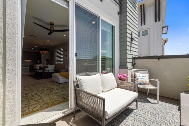 6132 Colt Place, Carlsbad CA: https://media.crmls.org/mediaz/033a9091-8758-4835-965c-0568b38aeadd.jpg