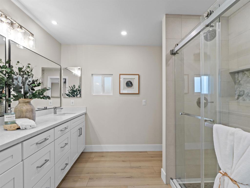 3535 Linda Vista Drive - photo 18