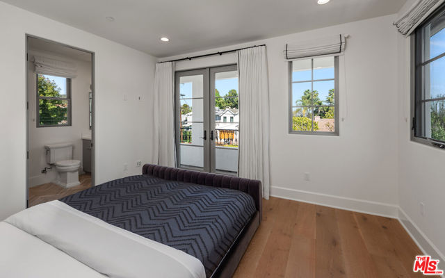 14806 Sutton Street photo 16