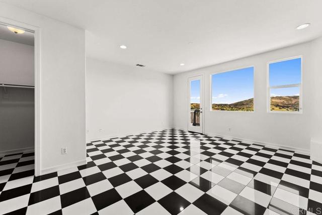 Detail Gallery Image 23 of 44 For 1004 Red Granite Rd, Chula Vista,  CA 91913 - 5 Beds | 4/1 Baths