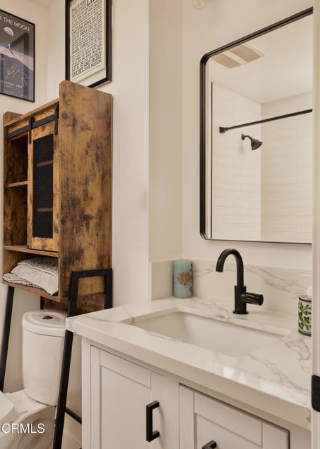 Detail Gallery Image 29 of 32 For 2819 Frederick St, Los Angeles,  CA 90065 - 3 Beds | 3 Baths