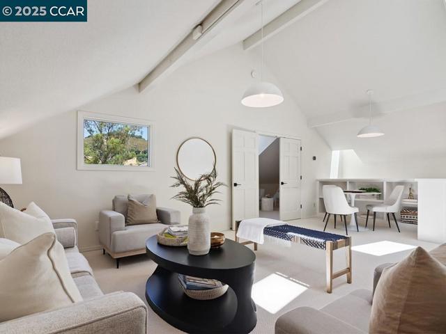 27 Toledo Dr, Lafayette CA: https://media.crmls.org/mediaz/033e4e38-5e63-489b-8a6b-224a645b4779.jpg