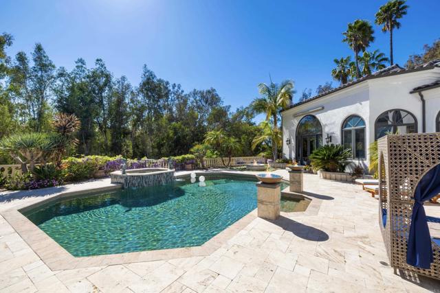 Detail Gallery Image 25 of 34 For 16427 Avenida Cuesta Del Sol, Rancho Santa Fe,  CA 92067 - 5 Beds | 5/1 Baths