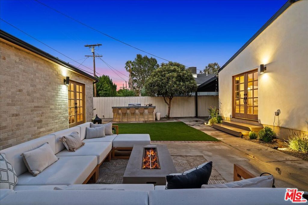 14537 Hesby StreetSherman Oaks img 25
