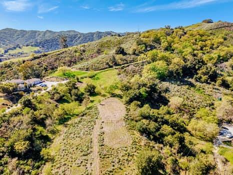 15311 Sycamore Drive, Morgan Hill CA: https://media.crmls.org/mediaz/0340e3a3-405d-44c9-b912-dfaf7bf79b81.jpg