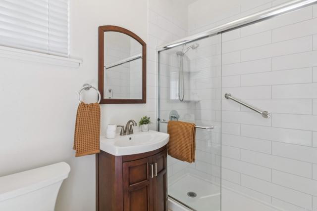 Detail Gallery Image 33 of 48 For 2535 San Clemente Ave, Vista,  CA 92084 - 4 Beds | 4 Baths