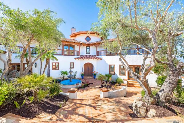 859 Cocos Dr, San Marcos CA: https://media.crmls.org/mediaz/0341acdd-9fcf-41ca-adb3-9f5594bbeba6.jpg