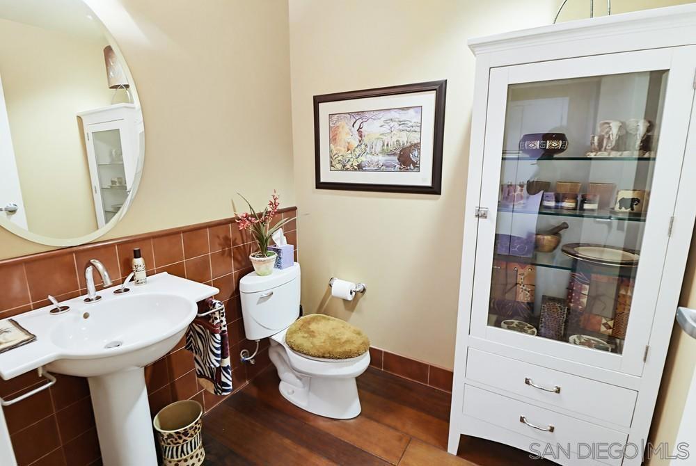 645 Front Street - photo 17