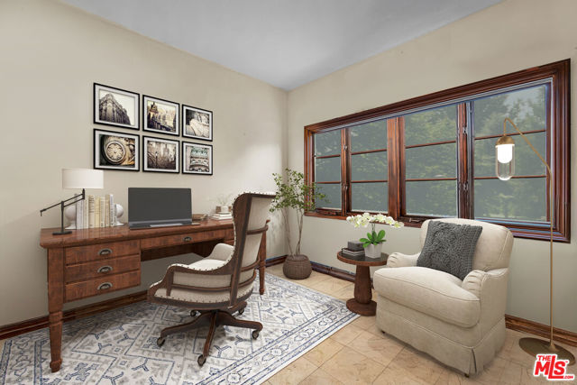 6024 Woodland View Drive, Woodland Hills CA: https://media.crmls.org/mediaz/034349b9-1063-4f3c-89c7-2ce9a75004f2.jpg