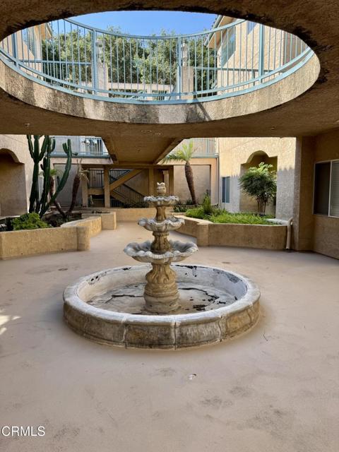 2742 Borchard Road, Newbury Park CA: https://media.crmls.org/mediaz/03436df5-361f-4b0f-a10e-e5cecfcd6bc6.jpg