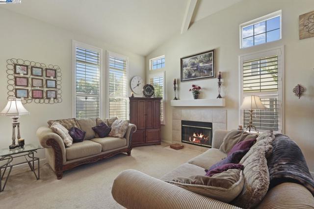 Image 2 of 53 For 5854 Riverbank Cir