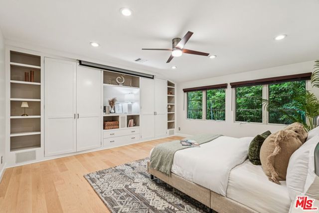 240 Oakhurst Lane, Arcadia CA: https://media.crmls.org/mediaz/034617d0-5114-4676-9db6-a9039c38036e.jpg