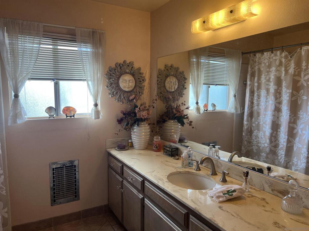 MLS #250044158SD image #13