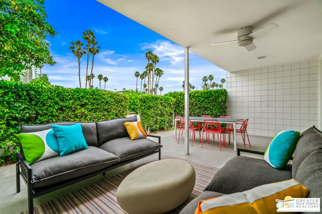 344 E Avenida Granada, Palm Springs, CA 92264