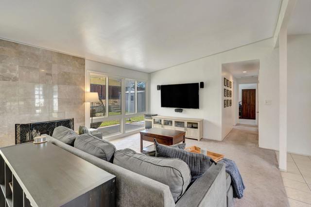 Detail Gallery Image 8 of 26 For 3026 Mission Village Dr, San Diego,  CA 92123 - 3 Beds | 2 Baths