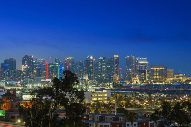 2045 W California St, San Diego CA: https://media.crmls.org/mediaz/0347375e-5505-402a-be0c-1c9664de4e77.jpg