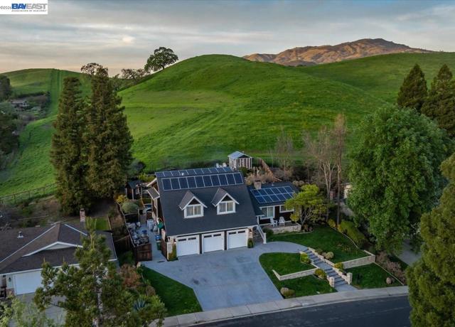 Image 57 of 60 For 976 Richard Ln