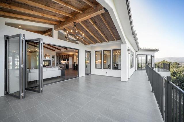 8772 Foxglove Court, Gilroy CA: https://media.crmls.org/mediaz/034784cb-8268-4839-94d5-2432eb786520.jpg