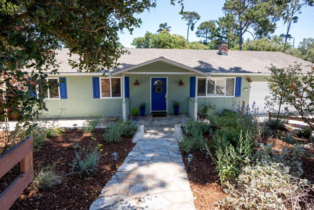 455 San Bernabe Drive