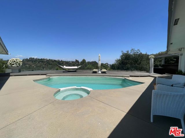 Drew Fenton | 1000 Stradella Road Los Angeles CA | MLS: 7195290
