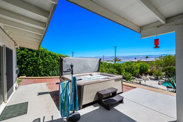 2360 N Palermo Drive, Palm Springs CA: https://media.crmls.org/mediaz/0348767b-6521-4dc7-ba07-d4d5296cfef1.jpg