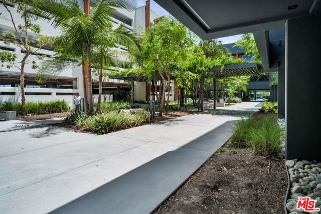  Commercial for Sale in El Segundo, California
