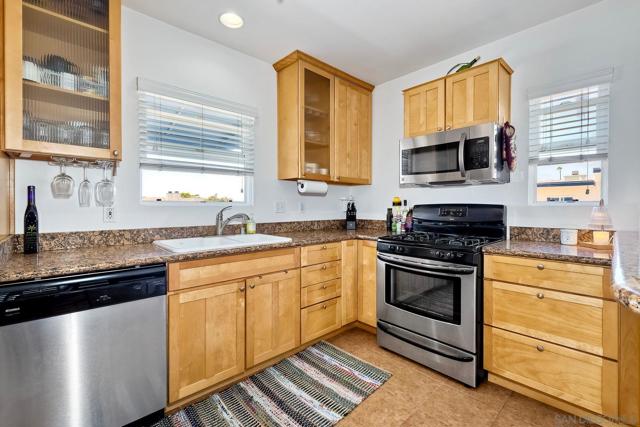 1538 Missouri Street, San Diego CA: https://media.crmls.org/mediaz/034b5708-5585-4168-81cd-7962bb11af7d.jpg