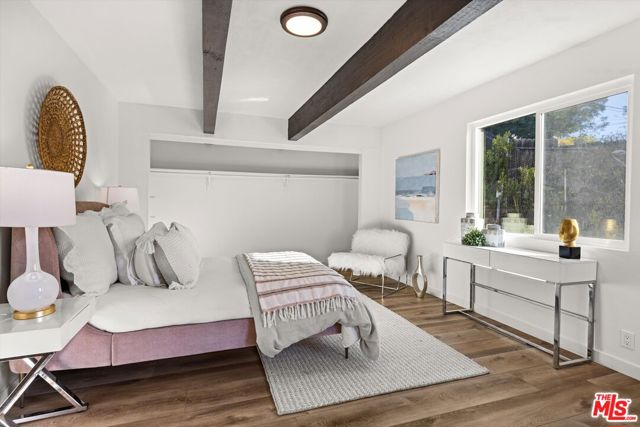 827 Cheltenham Road, Santa Barbara CA: https://media.crmls.org/mediaz/034c215d-b95b-443c-8189-a5a5db7fdd58.jpg