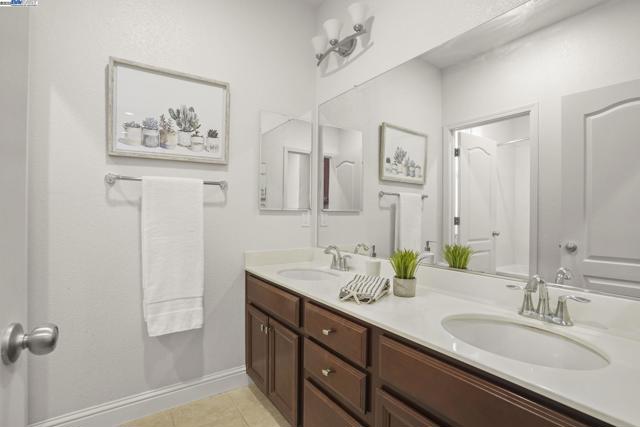 3105 Vittoria Loop, Dublin CA: https://media.crmls.org/mediaz/034c8889-30bc-46ef-ac73-f758453acdc9.jpg