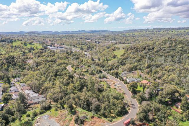 18870 Old Bridge Road, Jamestown CA: https://media.crmls.org/mediaz/034d414b-7e82-4c4e-abe2-a735bf75d390.jpg