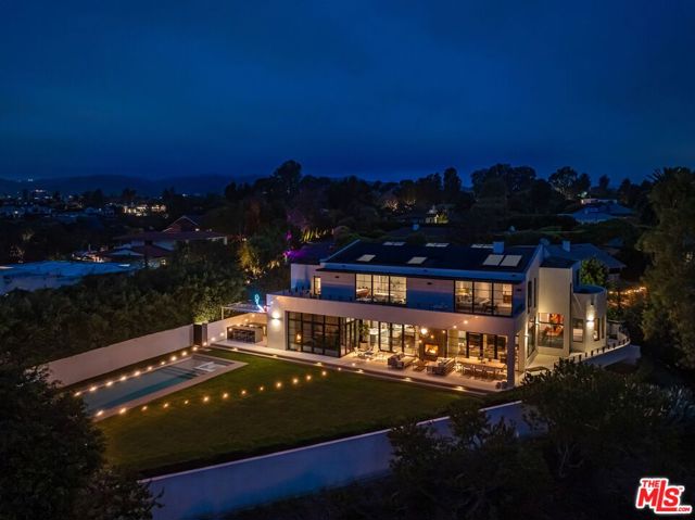400 Amalfi Drive photo 51