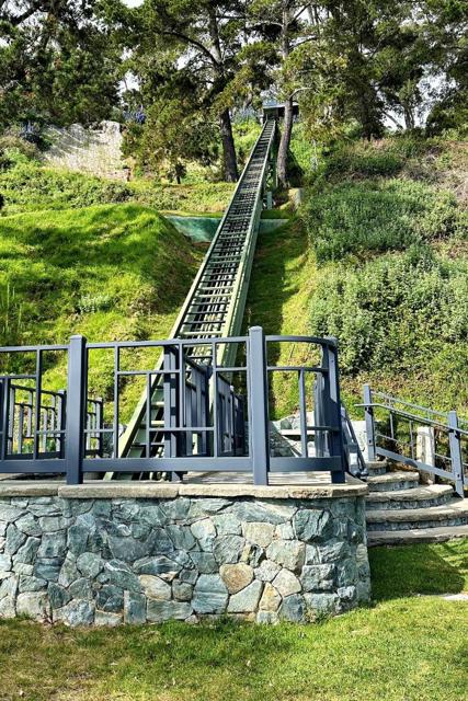 53810 Highway 1, Big Sur CA: https://media.crmls.org/mediaz/034df865-3df9-479f-8bef-0d1a05e99067.jpg