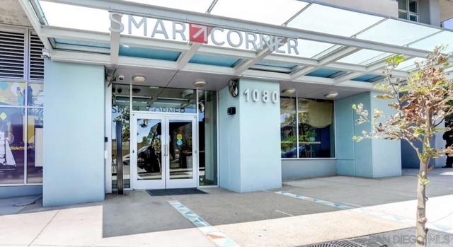 1080 Park Blvd, San Diego CA: https://media.crmls.org/mediaz/034e3646-4e74-4948-9b7d-78b7860f1e29.jpg