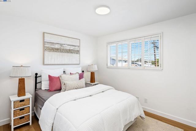 7299 Elba Ct, Dublin CA: https://media.crmls.org/mediaz/034fba6d-485f-417f-8687-16c6f25ab206.jpg
