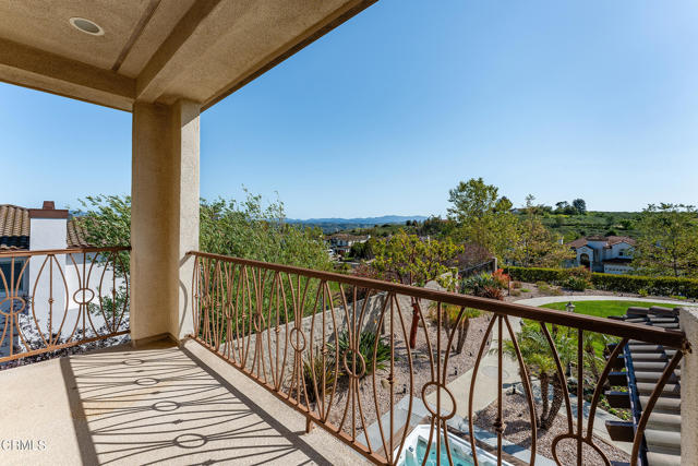 12428 Palmer Drive, Moorpark CA: https://media.crmls.org/mediaz/034ff52f-7ab1-4d56-9fe2-c317a2db7aca.jpg