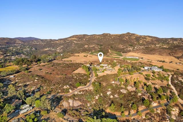 Detail Gallery Image 15 of 51 For 13613 Hillside Estates Dr, Jamul,  CA 91935 - 4 Beds | 4 Baths