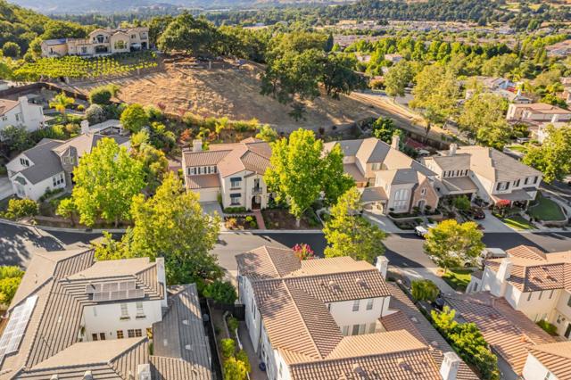 7473 Hoylake Court, Gilroy CA: https://media.crmls.org/mediaz/0350c49d-9dcd-4c74-8205-c86bf57f5535.jpg