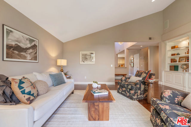 4303 Park Paloma photo 4