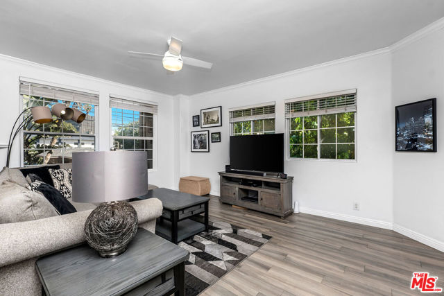 10923 LANDALE Street, 4 photo 5