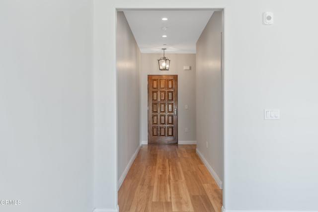 Detail Gallery Image 10 of 35 For 533 E Union St #501,  Pasadena,  CA 91101 - 3 Beds | 3 Baths