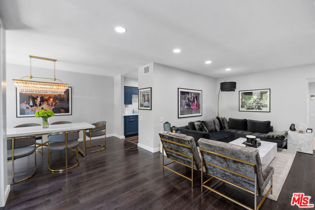 1015 North Kings Road, 201 photo 7