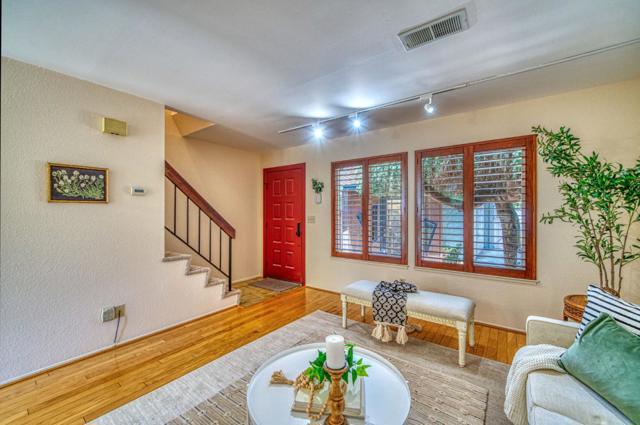 294 Barkentine Court, Aptos CA: https://media.crmls.org/mediaz/03538fc7-adbf-4a50-bc15-d774cc8dc5e8.jpg