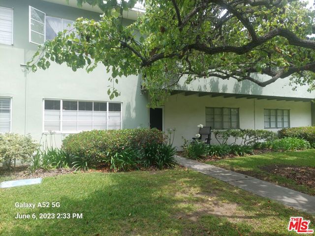 5338 Village Green, Los Angeles, CA 90016