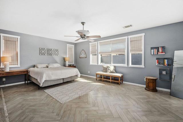 42724 Tango Court, Indio CA: https://media.crmls.org/mediaz/0354007e-60d2-4a4b-9273-d1d6f80b57c9.jpg